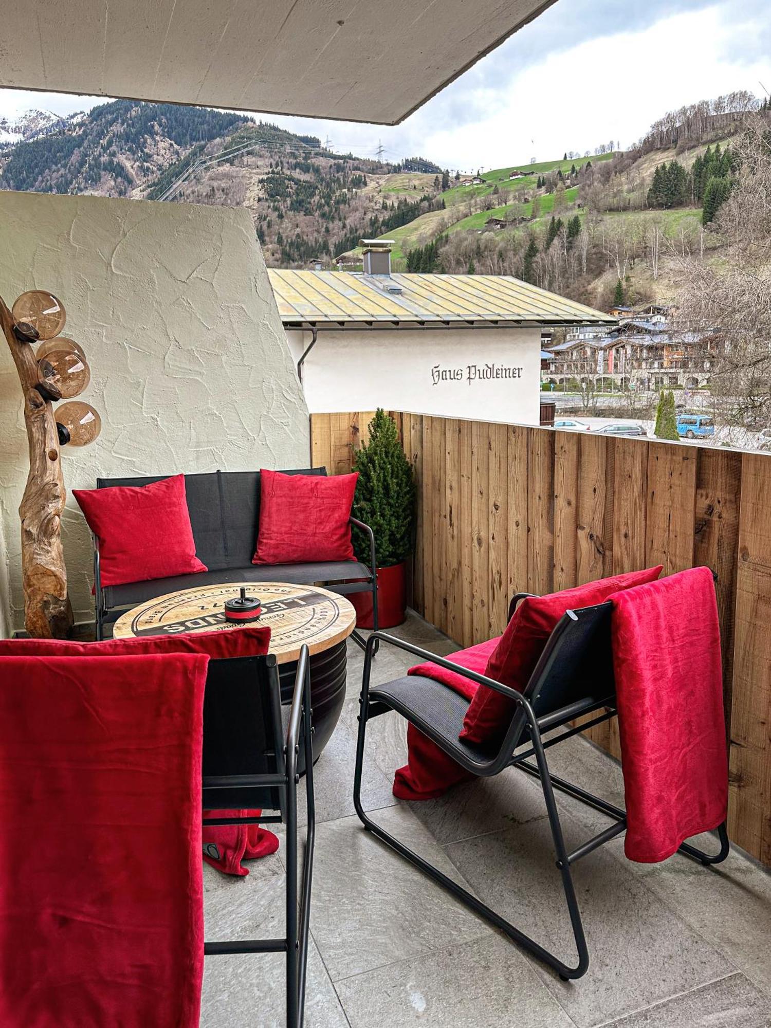 Grandview Collection Apartment Капрун Екстериор снимка